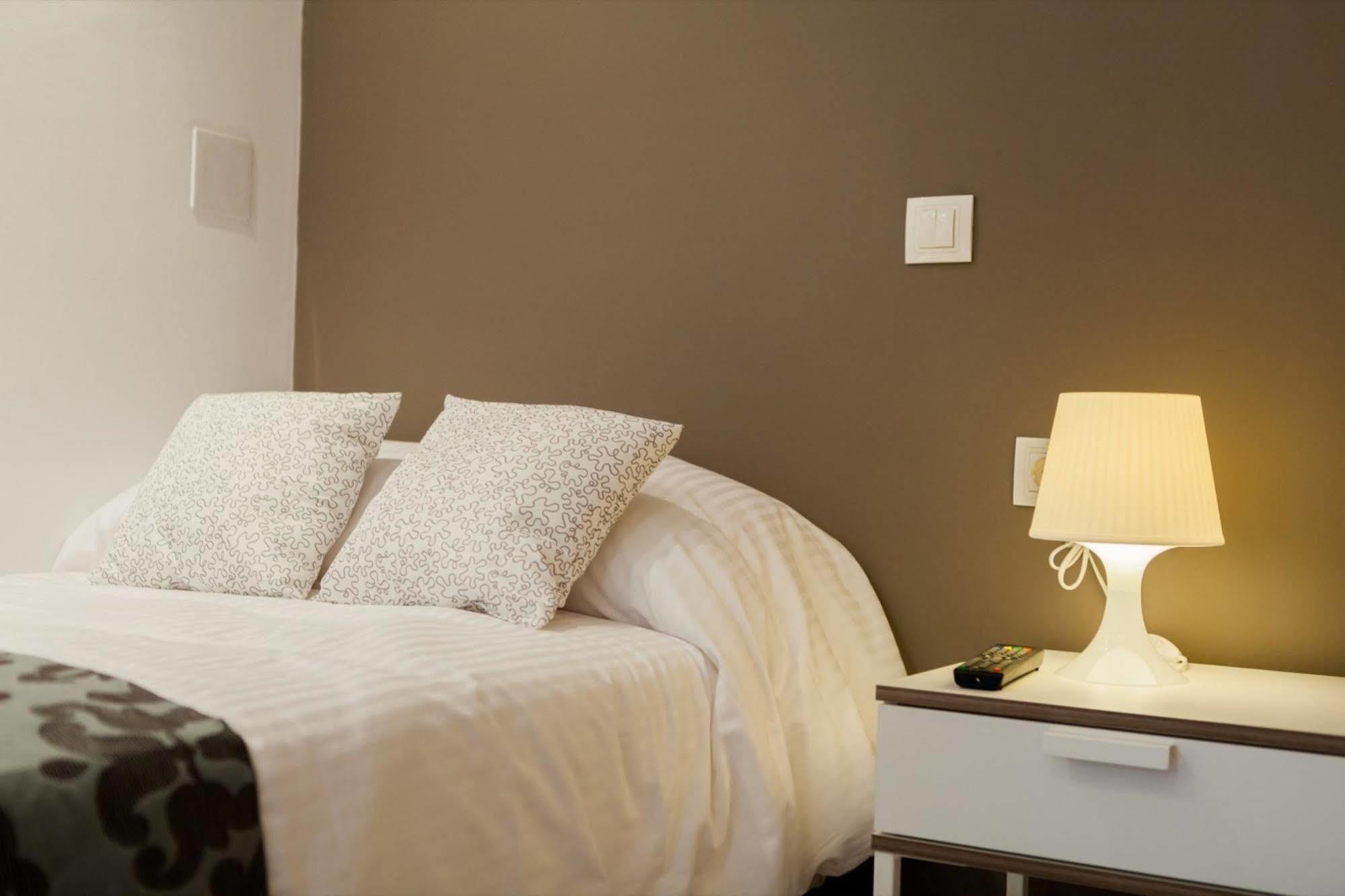 Habitaciones Barra89 瓦伦西亚 外观 照片