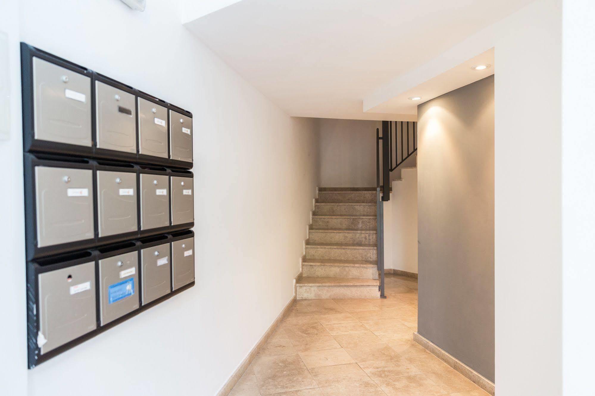 Habitaciones Barra89 瓦伦西亚 外观 照片