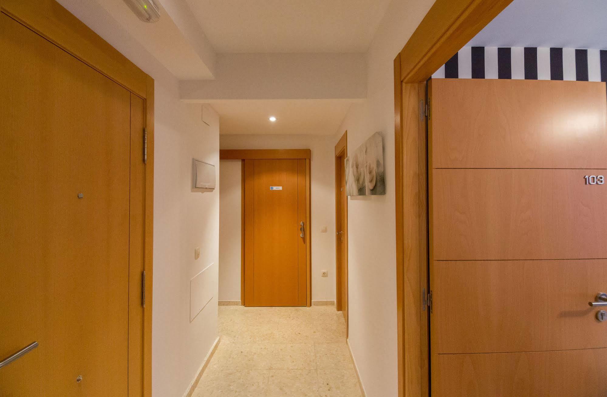 Habitaciones Barra89 瓦伦西亚 外观 照片
